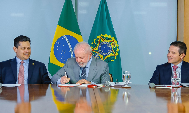comitiva-de-lula-papa